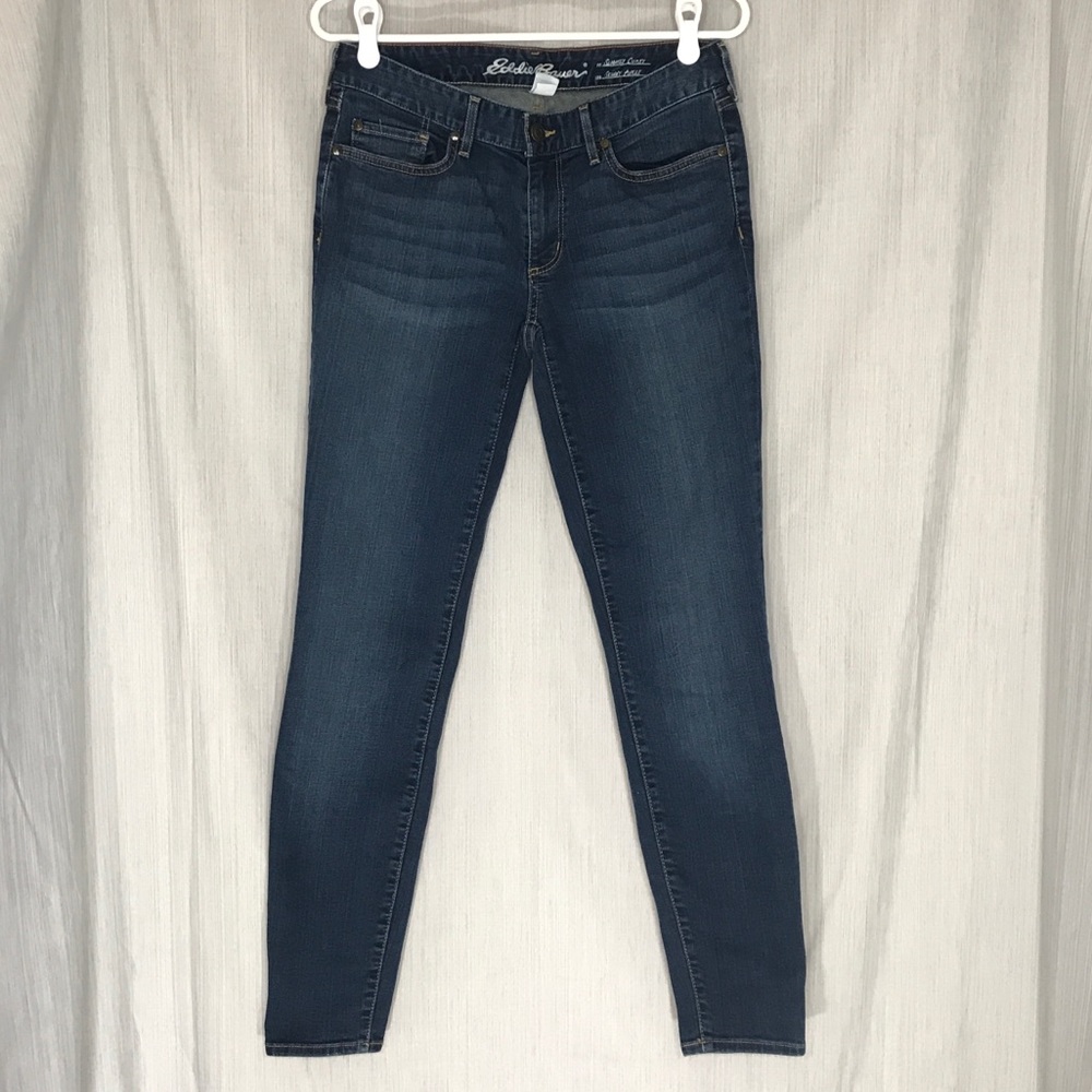 Eddie Bauer Slightly Curvy Dark Wash Jeans In Size Women's 6 Tall